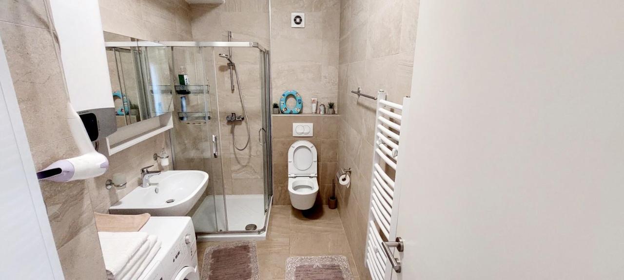 Extra Apartman City Centre Баня-Лука Экстерьер фото