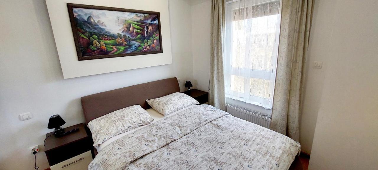 Extra Apartman City Centre Баня-Лука Экстерьер фото
